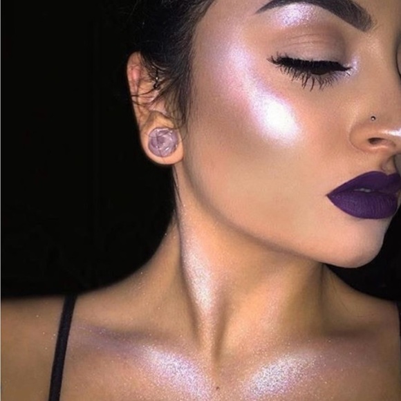 Anastasia Beverly Hills Moonchild Glow Kit - Picture 7 of 16